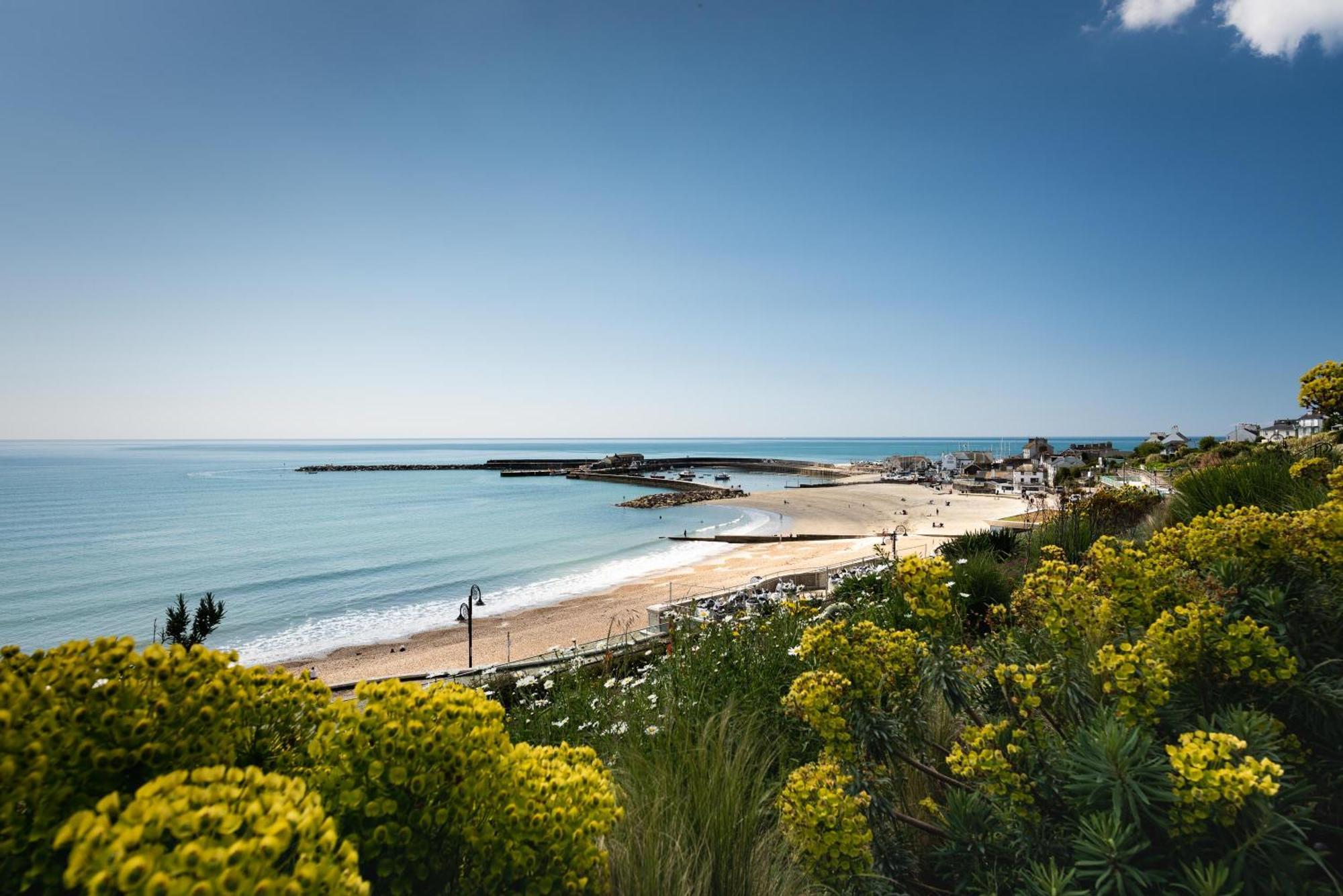 Gorgeous Boutique Flat Sleeps 2 In Lyme Regis Villa Eksteriør bilde