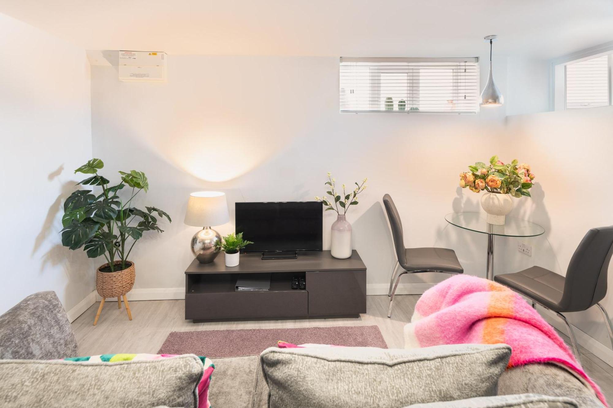 Gorgeous Boutique Flat Sleeps 2 In Lyme Regis Villa Eksteriør bilde