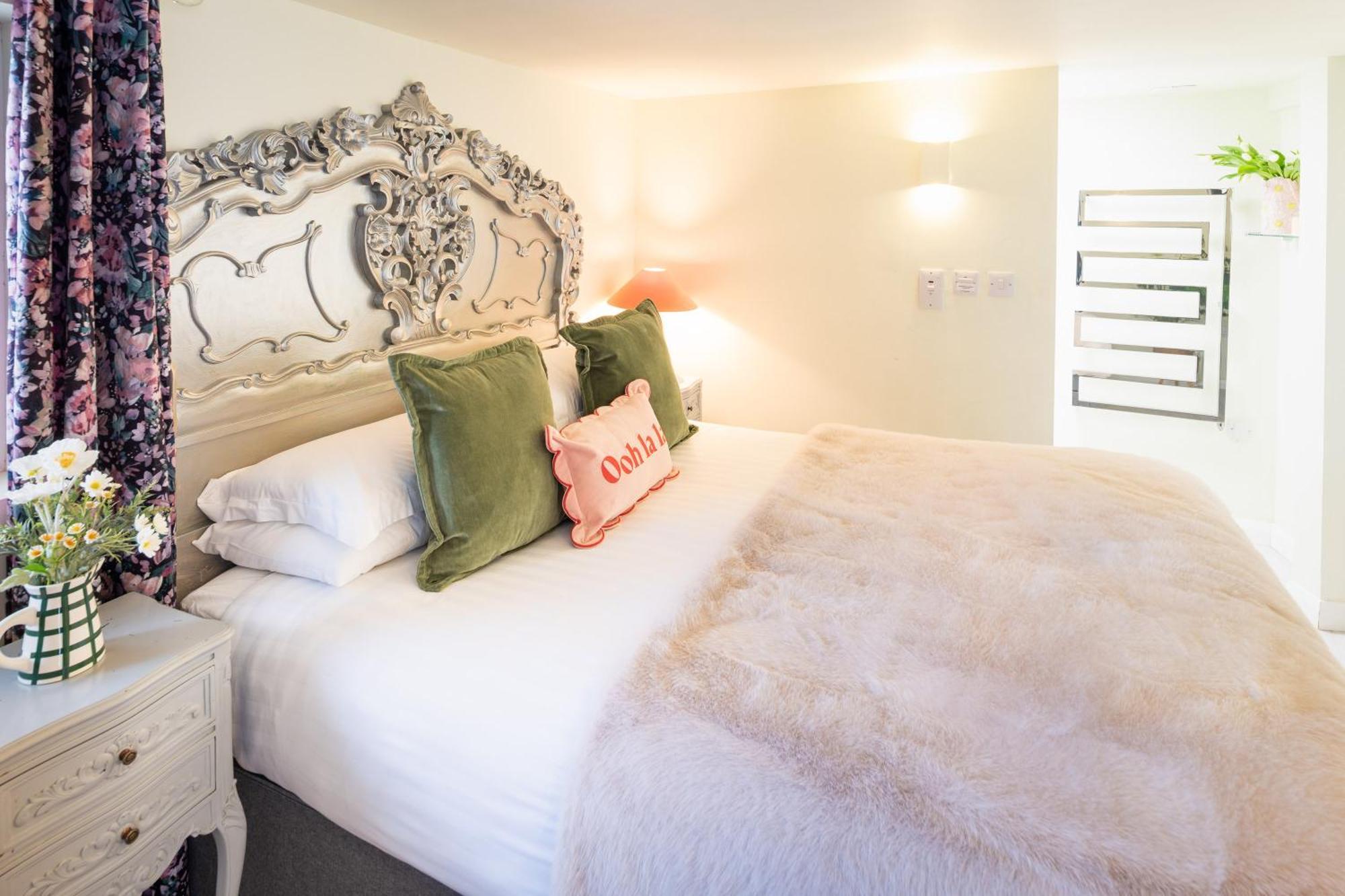 Gorgeous Boutique Flat Sleeps 2 In Lyme Regis Villa Eksteriør bilde